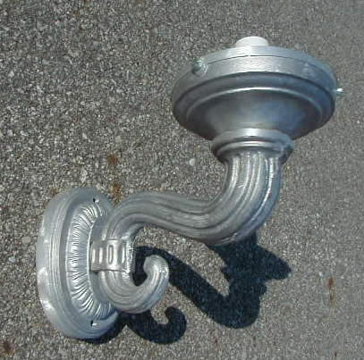 ga_sconce1.jpg